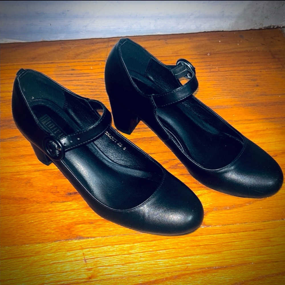 IDIFU Black Mary Jane Heels